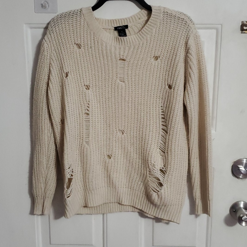 Sweater - Picture 2 of 5
